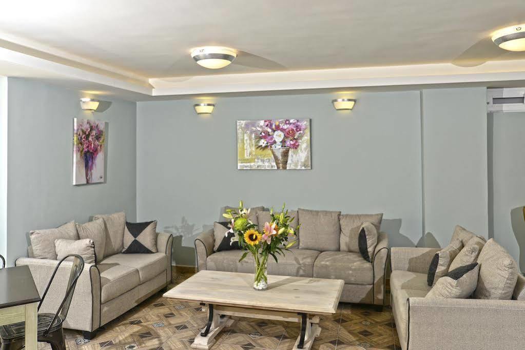 Princess Irini Sea Front Aparthotel Rethymno Exteriör bild